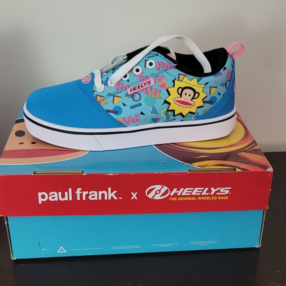 Brand new Heeleys